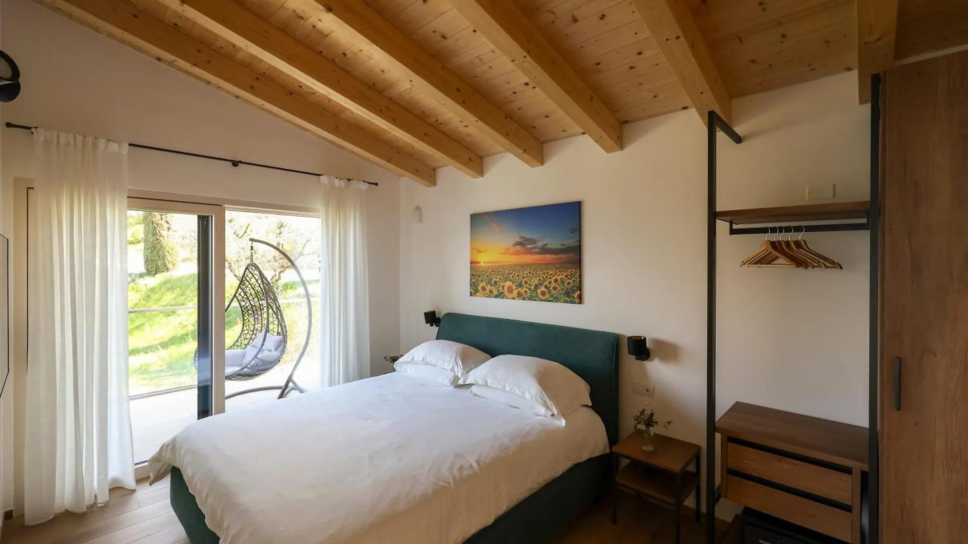 Podere Sabaina, Private Villa Mit Pool, Seeblick Und 3 Wohneinheiten Zur Alleinnutzung Torri Del Benaco