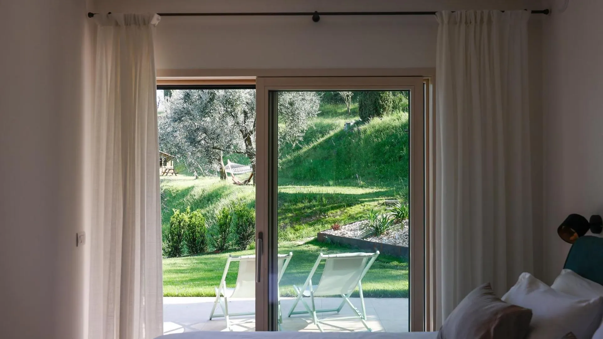 Podere Sabaina, Private Villa Mit Pool, Seeblick Und 3 Wohneinheiten Zur Alleinnutzung Torri Del Benaco Italie