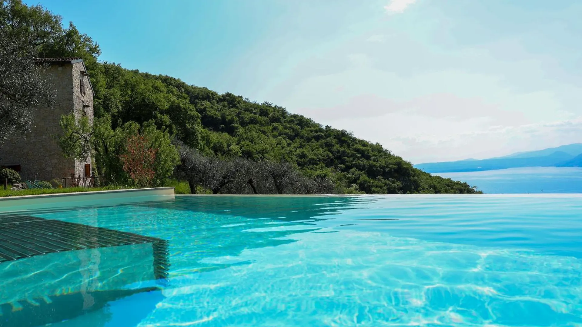 Podere Sabaina, Private Villa Mit Pool, Seeblick Und 3 Wohneinheiten Zur Alleinnutzung Torri Del Benaco Italie