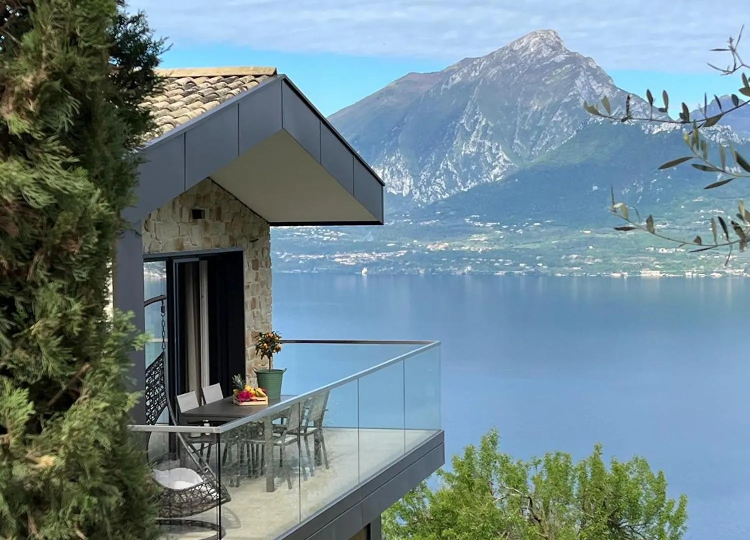 Podere Sabaina, Private Villa Mit Pool, Seeblick Und 3 Wohneinheiten Zur Alleinnutzung Torri Del Benaco 0*,  Italie