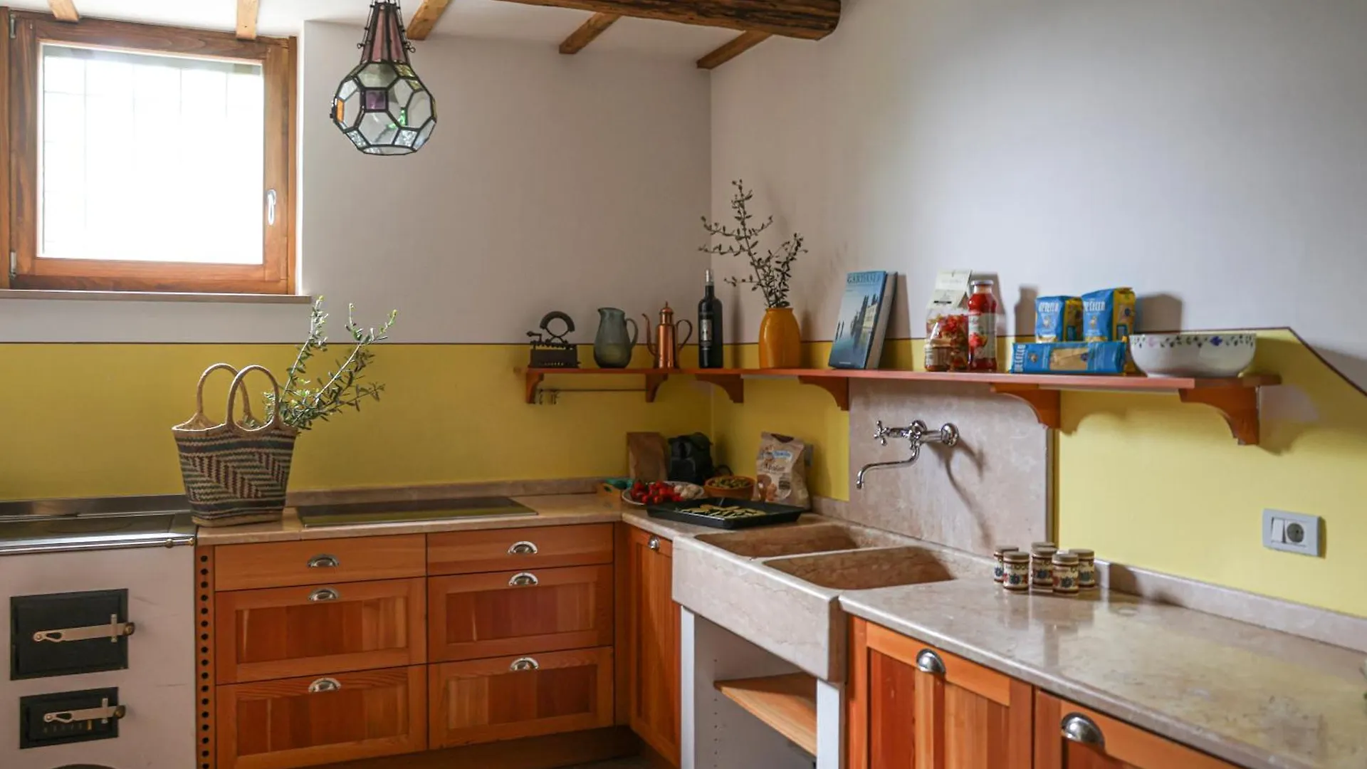 Podere Sabaina, Private Villa Mit Pool, Seeblick Und 3 Wohneinheiten Zur Alleinnutzung Torri Del Benaco